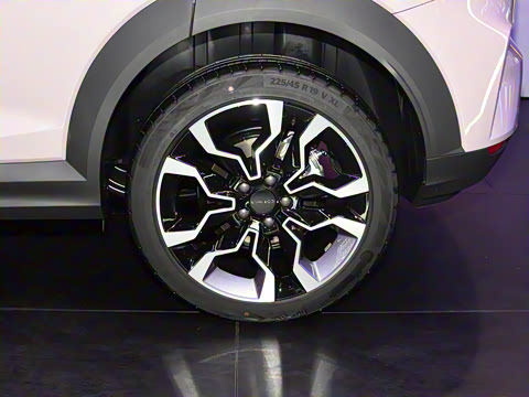 2023�� 1.5T Remix PHEV Shero