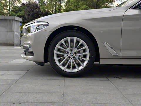 2019�� �Ŀ� 530Li ������ ������װ