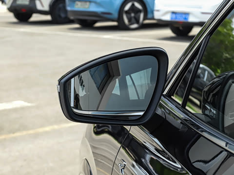 2025�� PRO 380TSI ���� R-Line �����