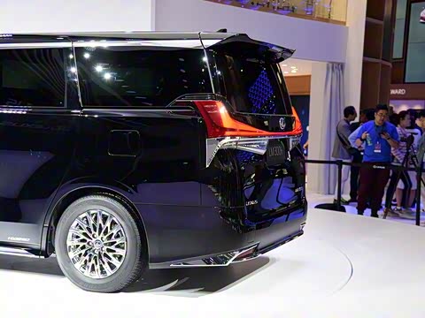 2020�� 300h ����������