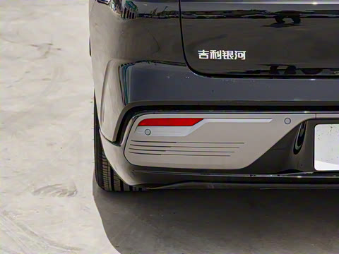 2025�� 130km EM-i ������