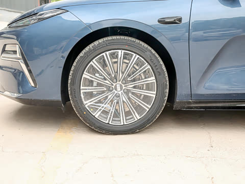 2025�� 130km EM-i �콢��