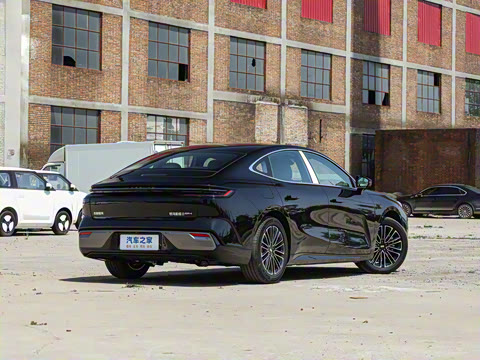 2025�� 60km EM-i ������