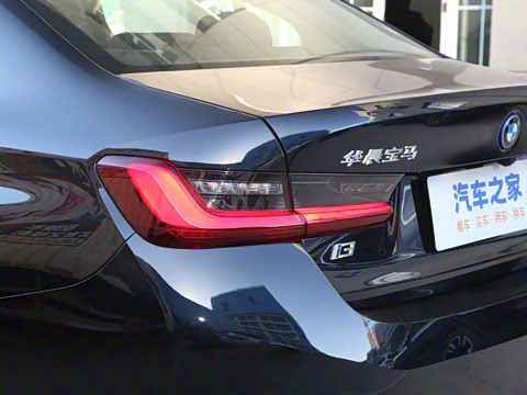 2024�� eDrive 40 L ��ҹ��װ