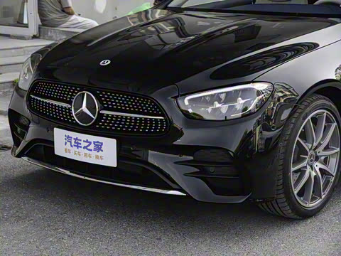 2023�� �Ŀ� E 260 ���ܳ�