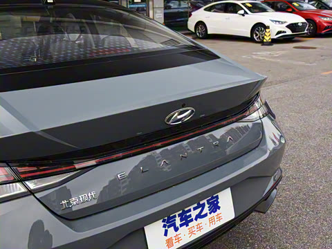 2021�� 1.5L CVT TOP�콢��