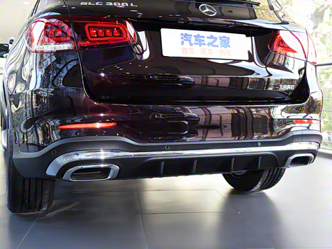 2022�� GLC 300 L 4MATIC ������