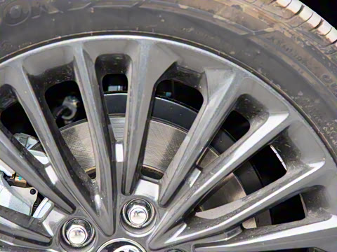 2021�� 2.5L Touring���SPORT��