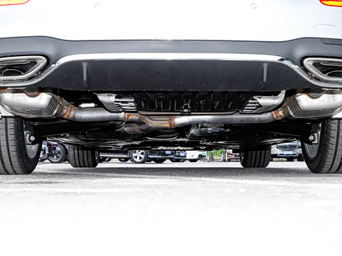 2023�� �Ŀ� E 300 L �˶�ʱ����