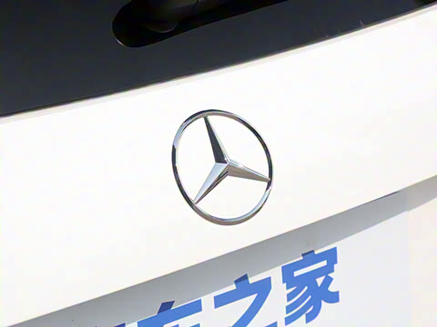 2023�� GLA 220 4MATIC