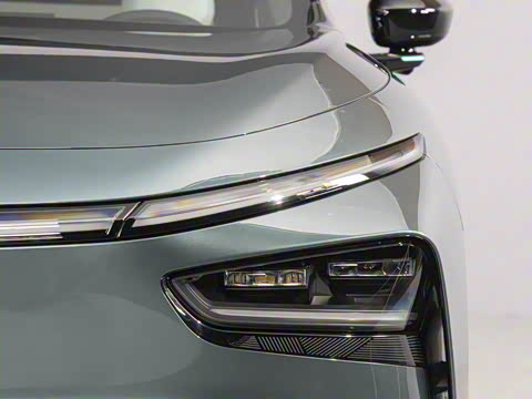 2025�� 702 �������� Ultra