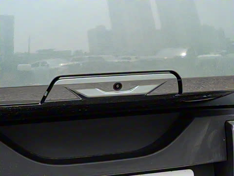 2025�� 501KM ����Pro��