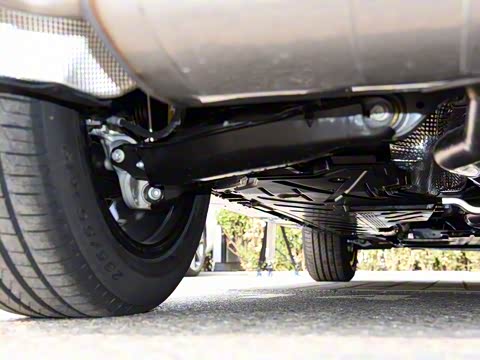 2019�� GLC 260 L 4MATIC ������