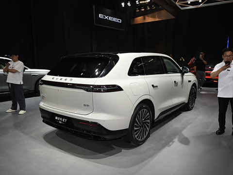 2025�� ���� 240 ������������