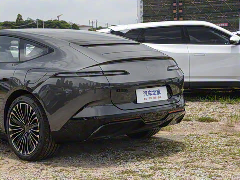 2025�� �Ŀ� Max���̰�