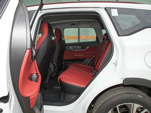 【图】瑞虎7 plus 2023款 1.6tgdi dct豪华型报价_图片_奇瑞_汽车之家