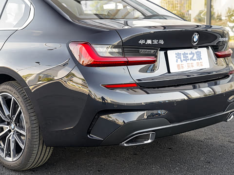 2022�� 320Li M�˶���װ