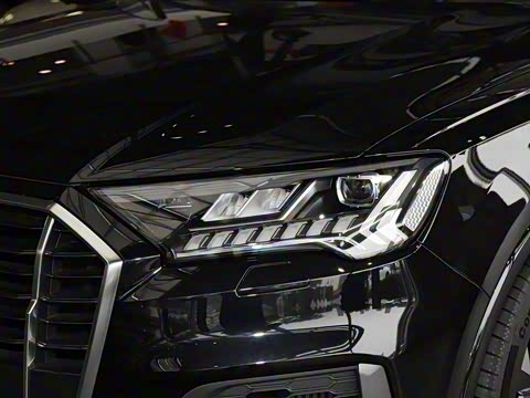 2020�� 55 TFSI quattro S line�˶���