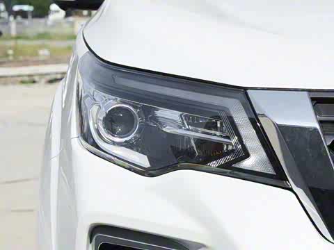 2025�� 2.0T ���������;����