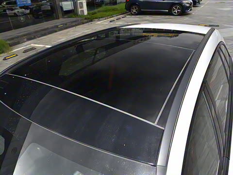 2025�� AMG C 43 4MATIC ���нγ� �ر��