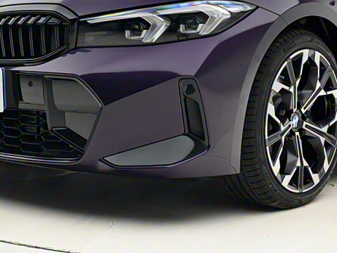 2025�� 330i 50����������