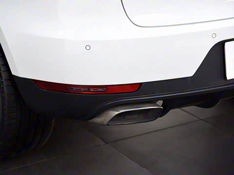 2018�� Macan 2.0T