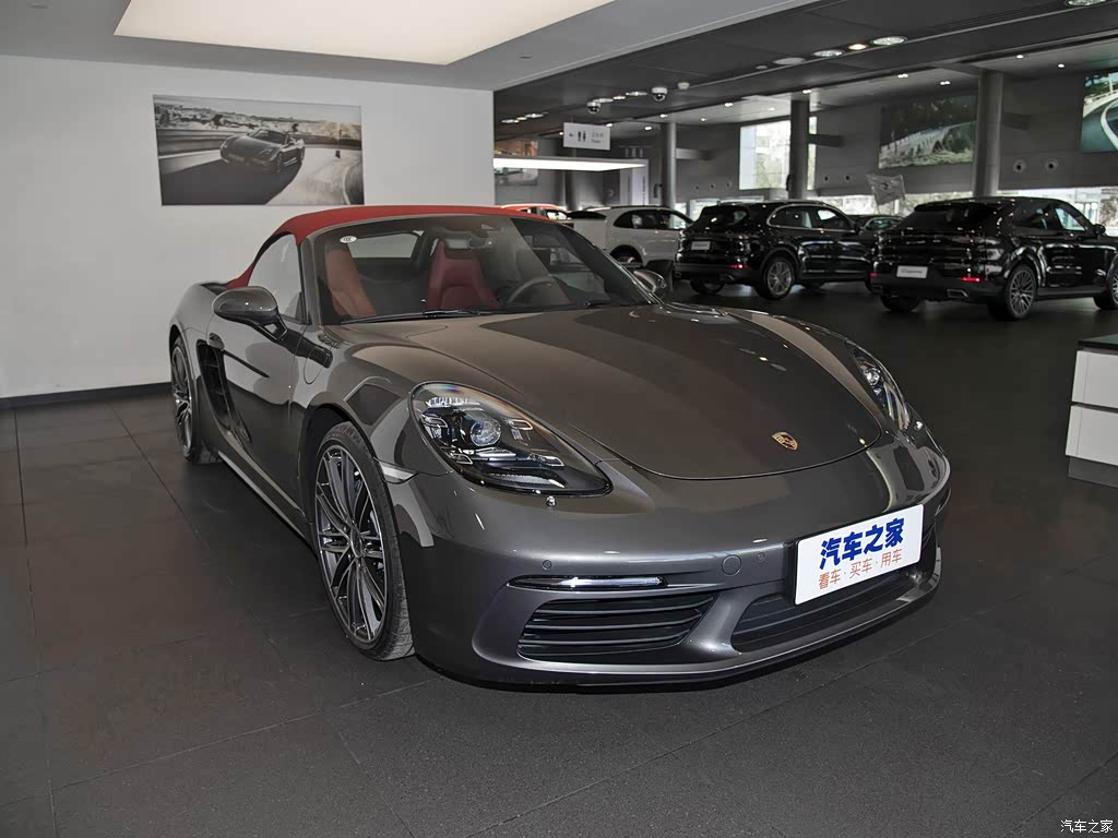 0t此配置为选装,请以实车为准 分类: 外观颜色: 玛瑙灰(120张) 内饰