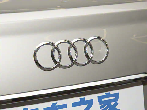 2025�� �Ŀ� 55 TFSI quattro �콢������