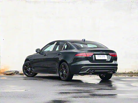 2025�� 2.0T 250PS R-DYNAMIC 90�����ذ�