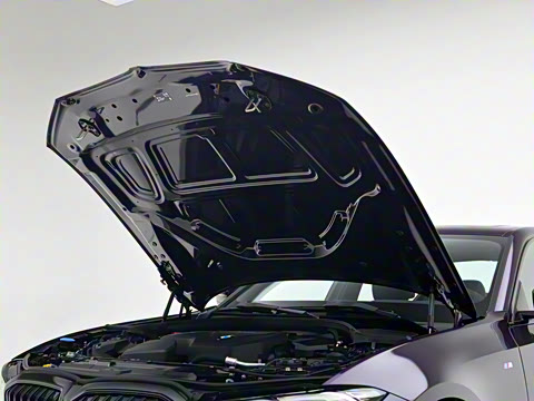 2025�� 330i 50����������