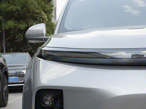 2025�� Ultra ���ܻ��°�