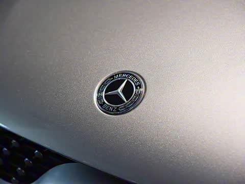 2020�� GLC 260 L 4MATIC ������