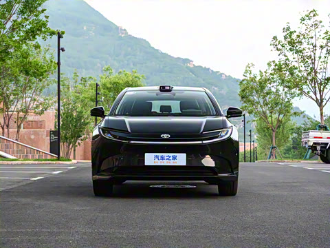 2025�� 550 PRO���а�