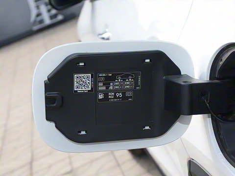 2023�� GLA 220 4MATIC