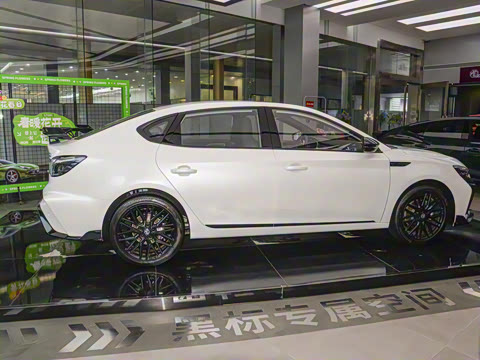 2025�� 1.5T XLINE �����