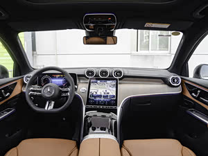 奔驰glc2023款 glc 300 l 4matic 动感型 7座