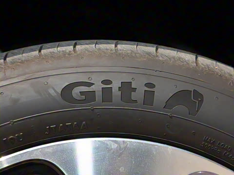 2023�� 505km Pro