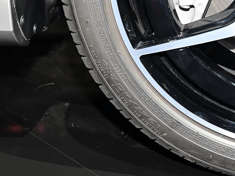 2021�� E 300 �˶���