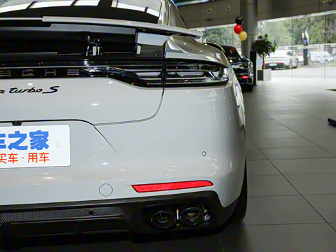 2021�� Panamera Turbo S �����ӳ��� 4.0T