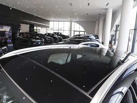 2025�� �Ŀ� GLA 220