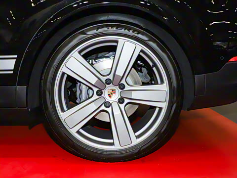 2025�� Cayenne 3.0T ���۰�