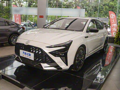 2025�� 1.5T XLINE �����