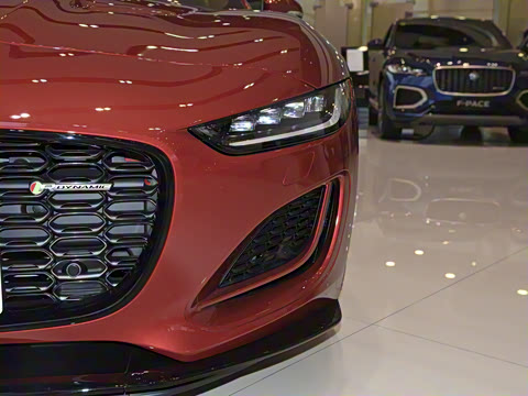 2022�� P300 Ӳ���� R-DYNAMIC BLACK