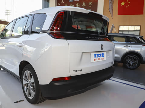 2021�� �г���չ��