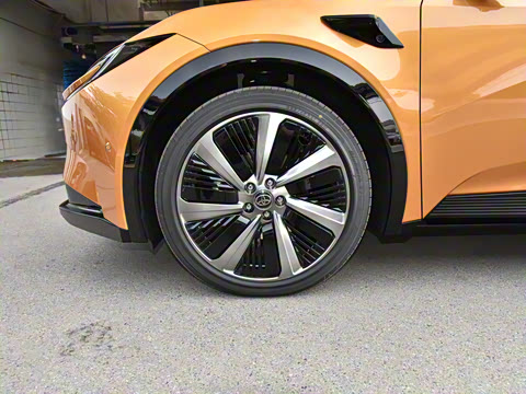 2025�� 550 PRO���а�