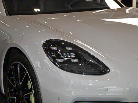 2018�� Panamera 4 E-Hybrid 2.9T
