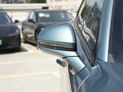 2025�� 680 ������������ Max