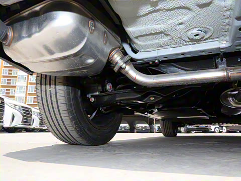 2023�� 2.0L e:HEV �񡤺�����