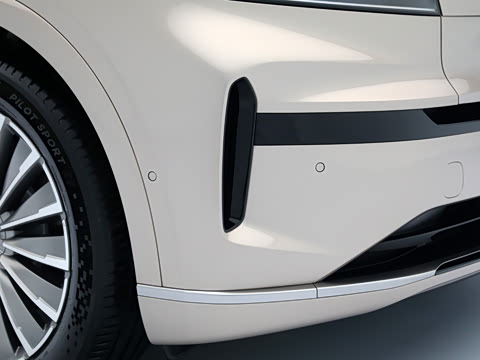 2025�� Ultra ������