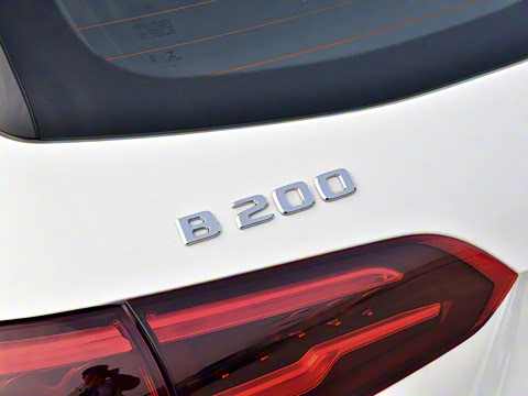 2022�� B 200 ʱ����